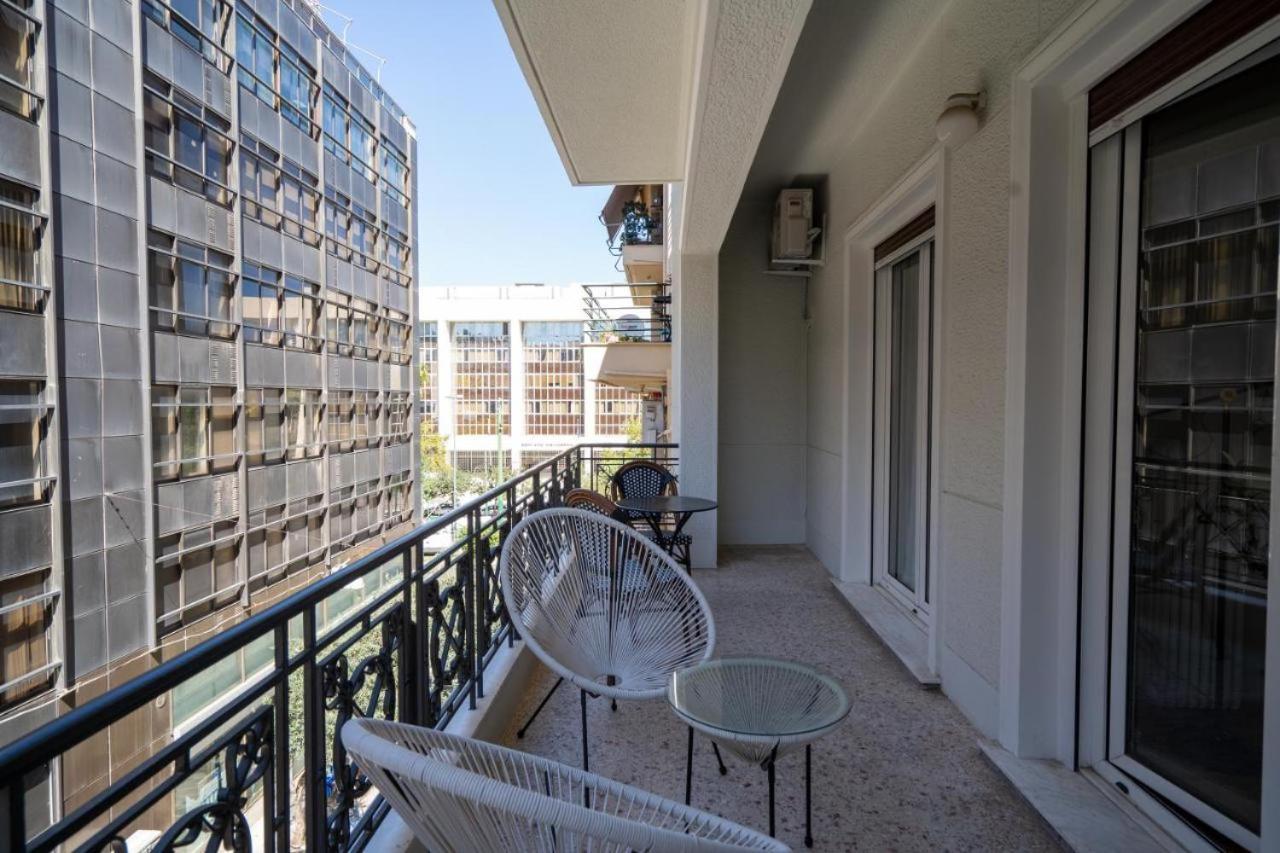 Vibrant Urban Getaway: Charming 2-Bedroom Near Bars, Parks, And Metro Atenas Exterior foto