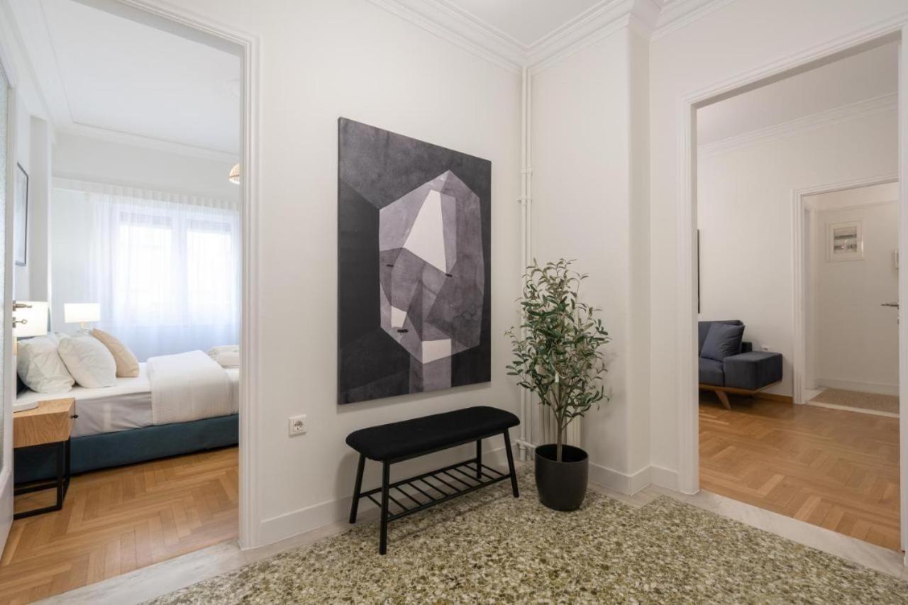 Vibrant Urban Getaway: Charming 2-Bedroom Near Bars, Parks, And Metro Atenas Exterior foto