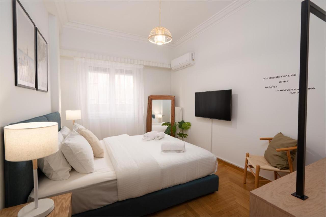 Vibrant Urban Getaway: Charming 2-Bedroom Near Bars, Parks, And Metro Atenas Exterior foto